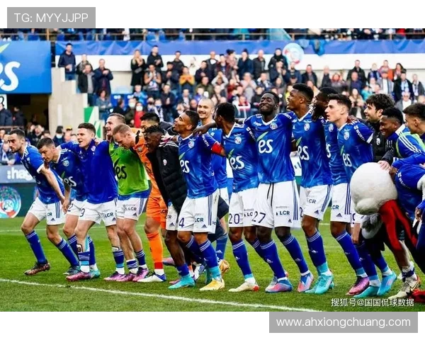 法甲赛季竞争格局分析：强队对抗及排名变化预测