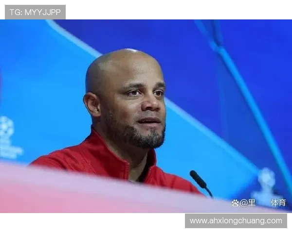 孔帕尼幽默回应热身险被奥利塞撞到称他没撞墙真是太好了