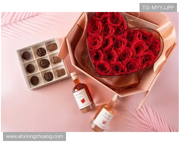 帕尔默与女友情人节浪漫假期在迪拜共享鲜花与甜蜜时光